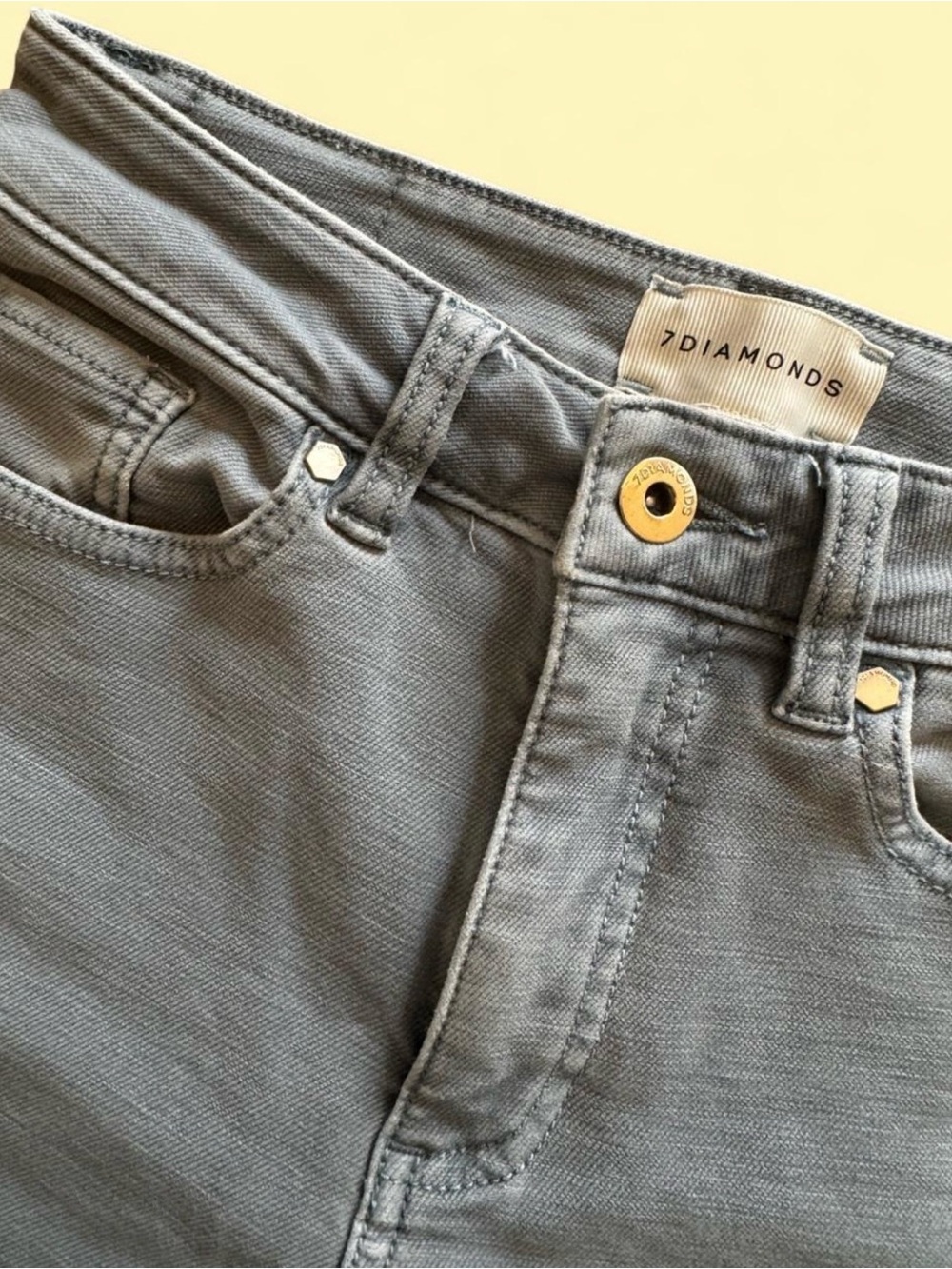 7 Diamonds Wide-Leg Jeans in Dusty Blue - Picture 5 of 9